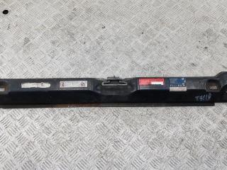 рамка капота Volkswagen Transporter T4 1992, 2.4 л., дизель, МКПП, красный, микроавтобус