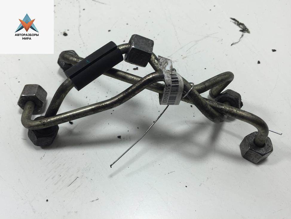 трубка ТНВД Nissan Interstar 1 поколение 2008, 2.5 л., дизель, МКПП, белый, микроавтобус - фото №1