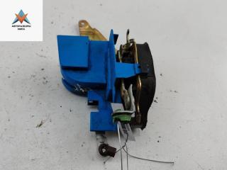 замок двери передней правой Opel Omega B [рестайлинг] 2000, 2.2 л., бензин, МКПП, серый, седан, 09174581