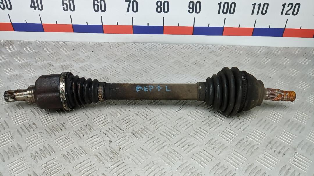полуось передняя левая (приводной вал, ШРУС) Citroen C4 Grand Picasso 1 поколение 2011, 1.6 л., HDi 8V, дизель, МКПП, минивэн - фото №1