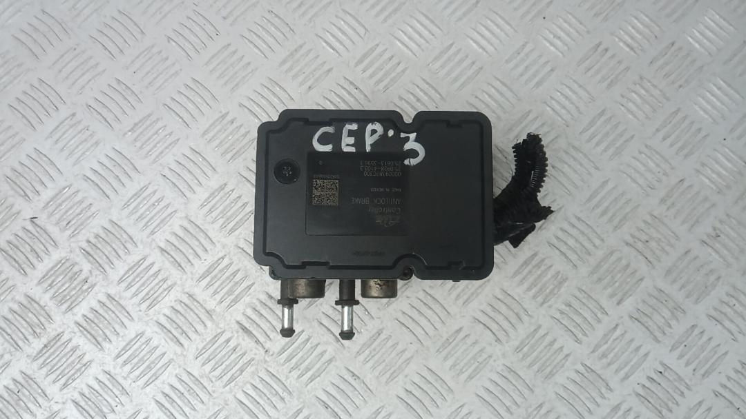 блок ABS Chrysler Voyager 5 поколение 2008, 2.8 л., дизель, АКПП, минивэн, 25092841033, 00009387C300, P04721601AI - фото №1