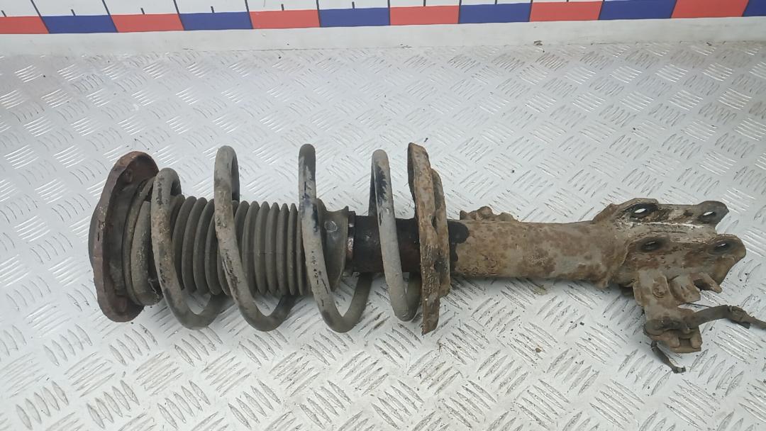 Стойка Opel Vectra C 2004, 3.0 л., дизель, АКПП, универсал - фото №1