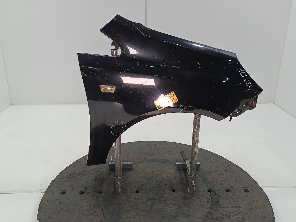 крыло переднее правое Opel Corsa D 2008, цвет - фото №1