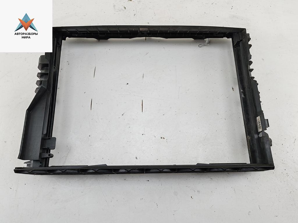 кассета радиаторов BMW 5 серия E60/E61 2006, 2.5 л., бензин, АКПП, серый, седан, 7553797 - фото №1