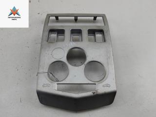 рамка под магнитолу Dacia (Renault) Logan 2007, 1.6 л., бензин, МКПП, чёрный, универсал, 8200751184