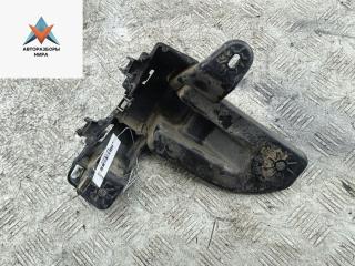 кронштейн заднего бампера Peugeot 308 T7 2008, 1.6 л., бензин, МКПП, чёрный, универсал, 9681742780