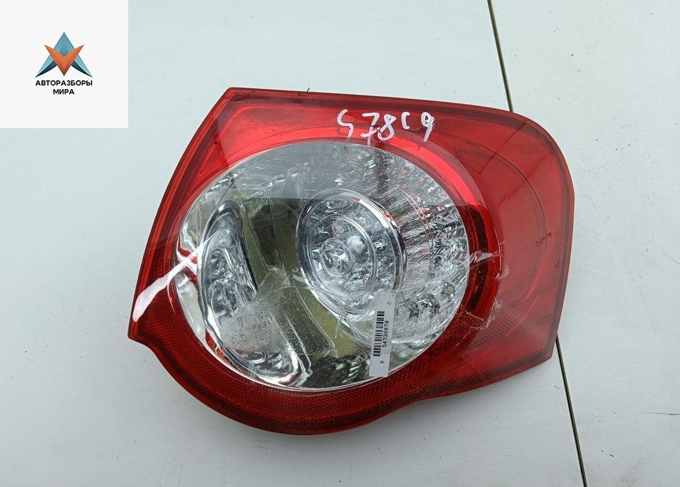 фонарь задний правый Volkswagen Passat B6 2007, 2.0 л., бензин, МКПП, синий, универсал - фото №1