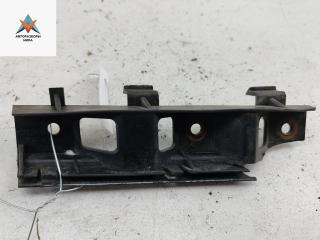 кронштейн переднего бампера Volkswagen Passat B6 2005, 1.6 л., бензин, МКПП, серый, универсал, 3C0807184