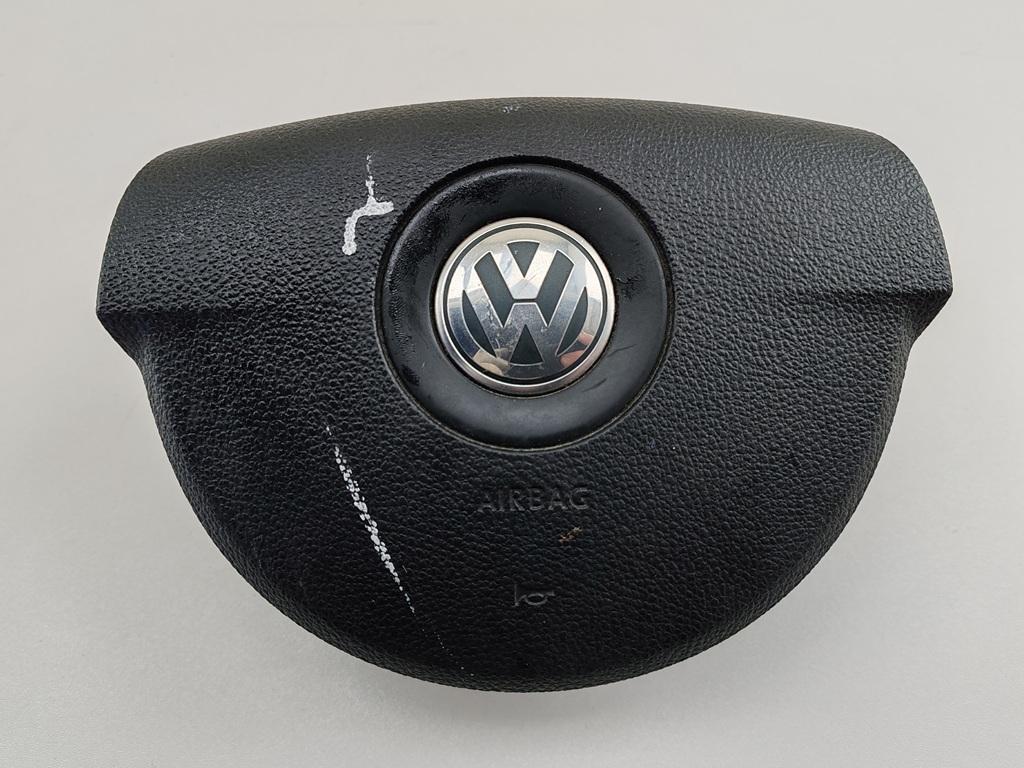 подушка безопасности водителя Volkswagen Passat B6 2007, 2.0 л., бензин, МКПП, синий, универсал, 3C0880201BG