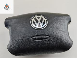 подушка безопасности водителя Volkswagen Passat B5 1999, 1.6 л., бензин, МКПП, синий, универсал, 3B0880201AE