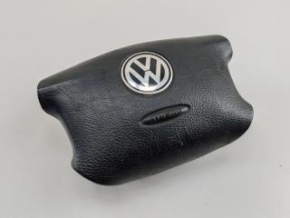 подушка безопасности водителя Volkswagen Bora 1 поколение 1999, 1.6 л., бензин, МКПП, серый, седан, 3B0880201AE