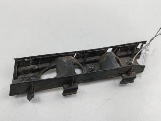 кронштейн переднего бампера Volkswagen Passat B6 2007, 2.0 л., бензин, МКПП, синий, универсал, 3C0807183