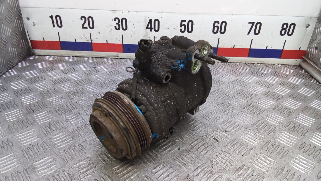 компрессор кондиционера Kia Carnival VQ 2009, 2.9 л., дизель, АКПП, минивэн, 977014D110 - фото №1
