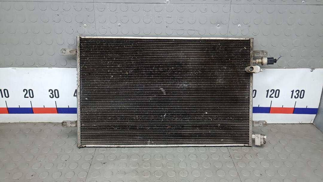радиатор кондиционера Audi A6 4F/C6 2006, 3.0 л., дизель, АКПП, универсал, 4F0260403P - фото №1