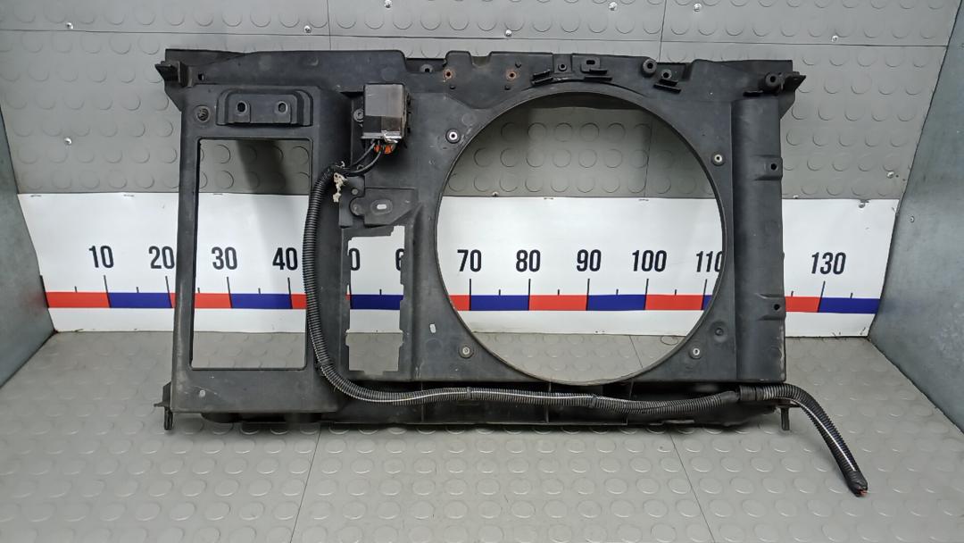 Передняя панель крепления облицовки (телевизор) Peugeot 3008 1 поколение 2012, 1.6 л., дизель, МКПП, хетчбэк 5 дв. - фото №1