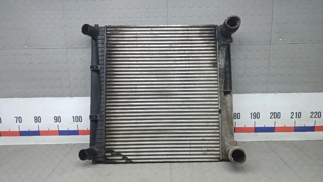 радиатор интеркулера Land Rover Range Rover Sport 1 поколение 2007, 3.6 л., дизель, АКПП, внедорожник 5 дв., LR007170 - фото №1