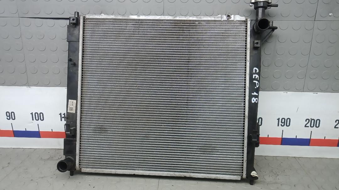 радиатор охлаждения Hyundai Santa Fe 3 поколение (DM) 2012, 2.2 л., дизель, МКПП, внедорожник 5 дв. - фото №1