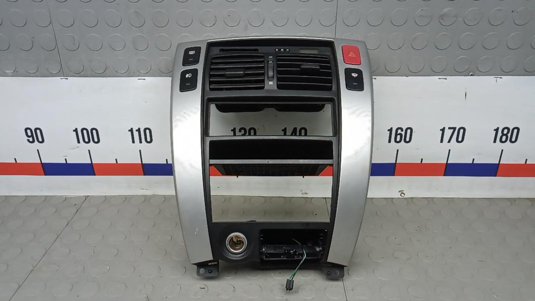 дефлектор обдува салона Hyundai Tucson 1 поколение 2006, 2.0 л., дизель, МКПП, внедорожник 5 дв., 97410-2E000, 951202E000 - фото №1