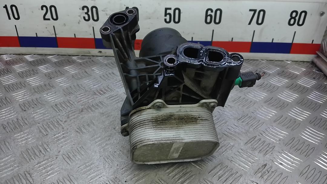 Корпус масляного фильтра дизельный Volkswagen Golf 7 поколение 2013, 1.6 л., дизель, МКПП, хетчбэк 5 дв. - фото №1