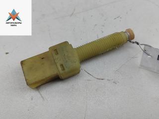 Датчик (включатель) стоп-сигнала Volkswagen Passat B5 1998, 1.8 л., бензин, МКПП, синий, универсал, 4A0945515