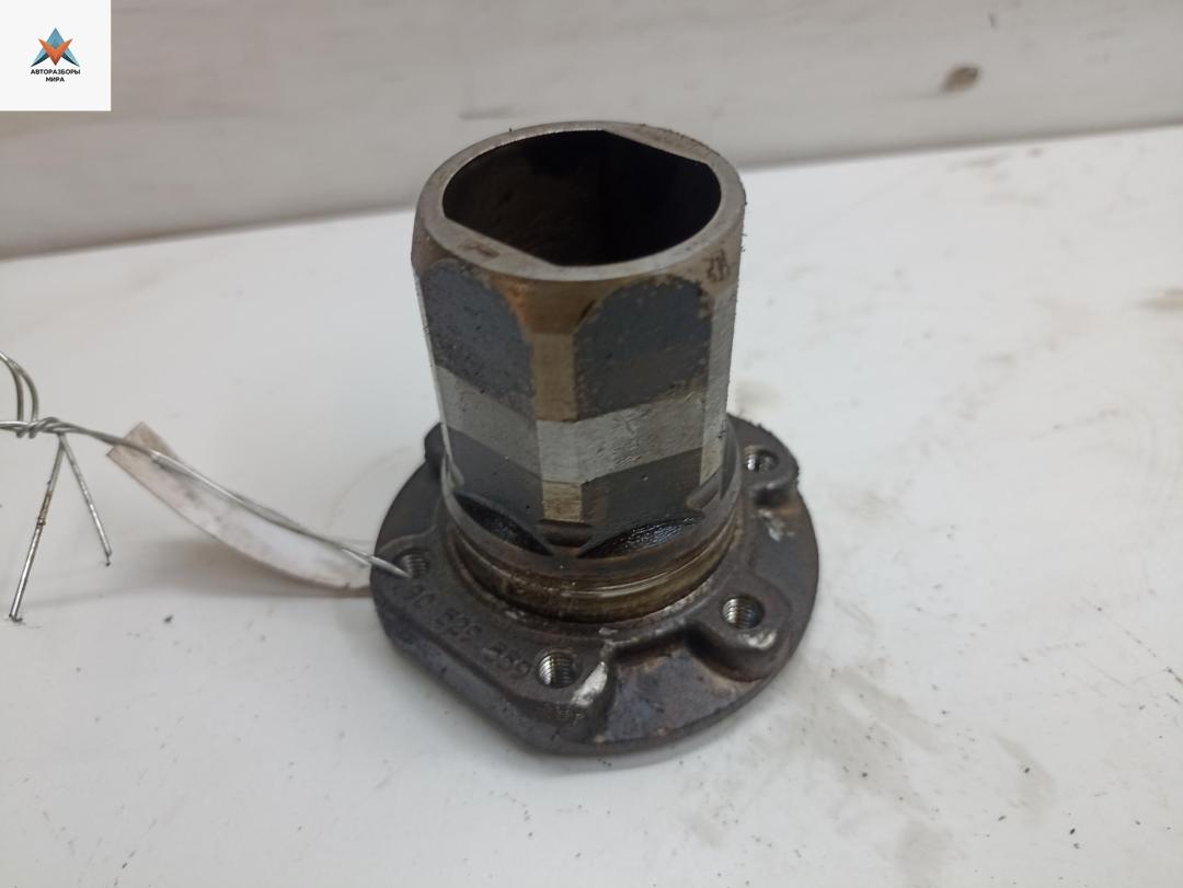 фланец (тройник) системы охлаждения Opel Corsa D 2009, 1.2 л., бензин, МКПП, чёрный, хетчбэк 5 дв., 90529559 - фото №1