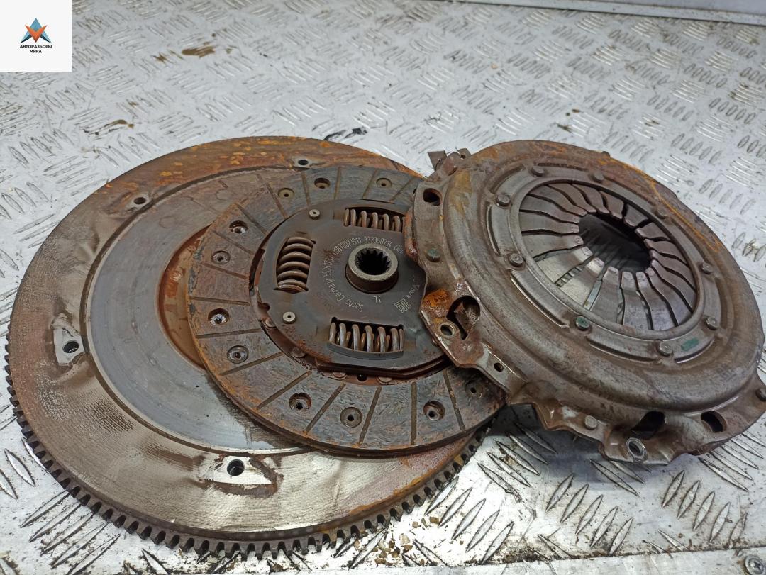 маховик Opel Corsa D 2009, 1.2 л., бензин, МКПП, чёрный, хетчбэк 5 дв., 90232334 - фото №1