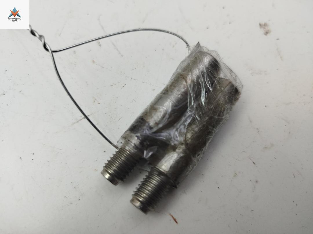 Болт крепления Opel Vectra C 2004, 1.8 л., бензин, МКПП, синий, седан - фото №1