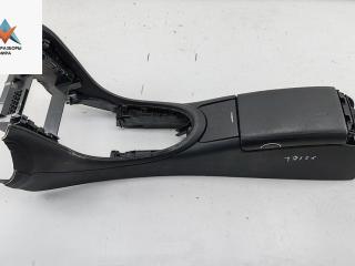 подлокотник Mercedes-Benz CLS-Класс C219 2005, 3.5 л., бензин, АКПП, чёрный, седан