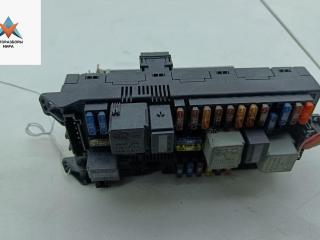 блок предохранителей Mercedes-Benz E-Класс W211/S211 2003, 3.2 л., дизель, АКПП, чёрный, универсал, 2115453901