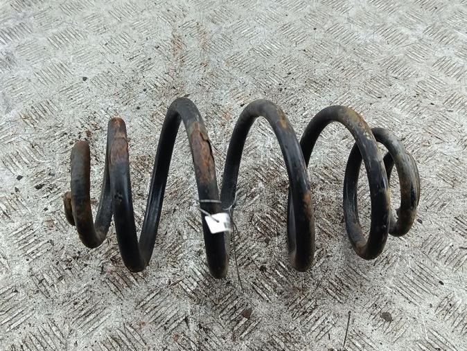 пружина задняя Volkswagen Passat B5 1998, 1.8 л., бензин, МКПП, зелёный, универсал