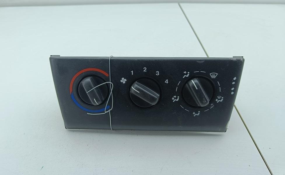 блок управления печки / климат-контроля Opel Vectra B 1995, 1.8 л., бензин, АКПП, жёлтый, седан, 90463845