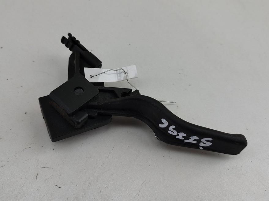 ручка открывания капота Opel Astra H 2009, 1.4 л., бензин, МКПП, синий, хетчбэк 5 дв., 218186591
