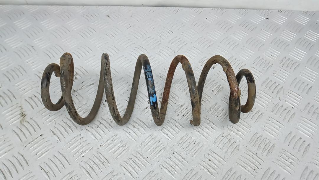 пружина задняя Audi A5 8T 2010, 1.8 л., бензин, МКПП, купе, 8K0511115GQ - фото №1