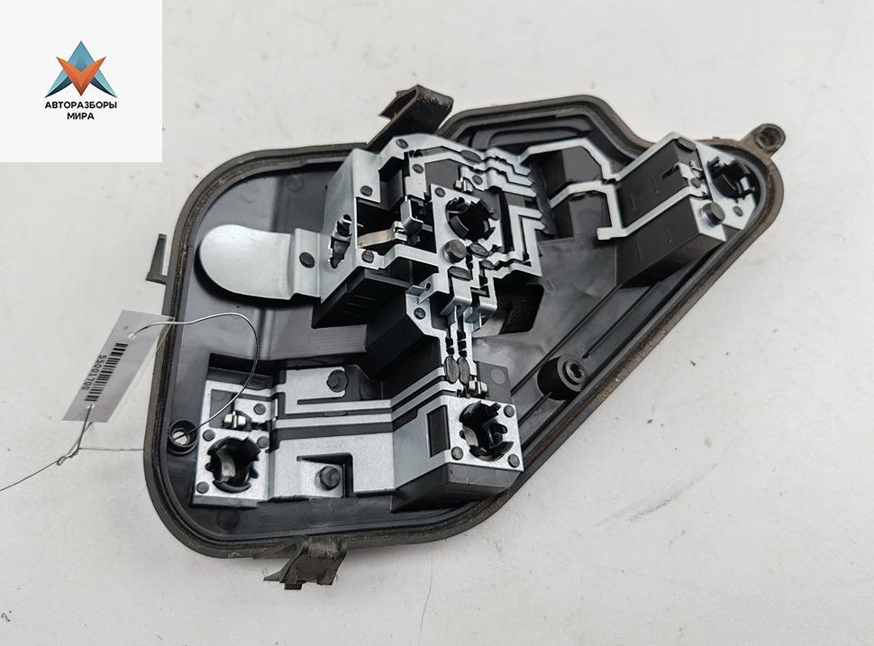 Плата фонаря заднего правого Opel Astra H 2004, 1.4 л., бензин, МКПП, красный, хетчбэк 5 дв., 159728 - фото №1