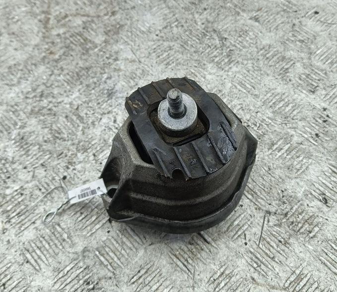 подушка крепления двигателя BMW 5 E60/E61 2006, 2.5 л., бензин, АКПП, серый, седан, 6761089