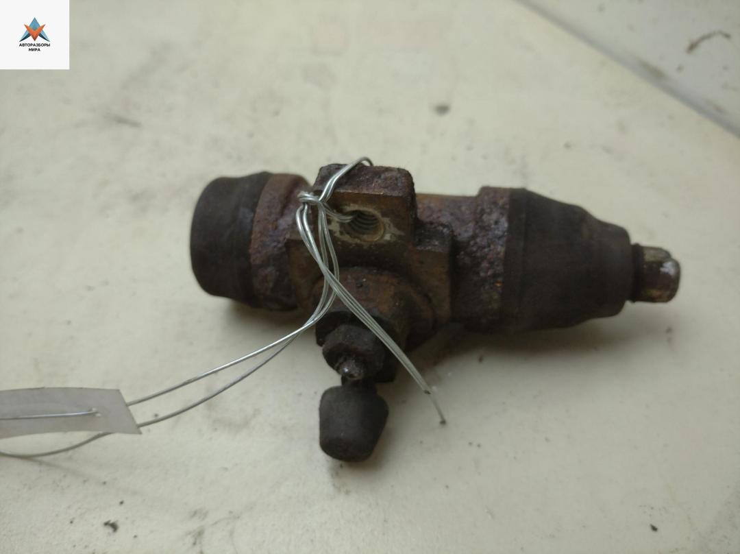 цилиндр тормозной рабочий Volkswagen Transporter T4 1991, 1.9 л., дизель, МКПП, белый, микроавтобус - фото №1