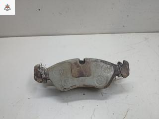 Колодки тормозные передние Opel Vectra B 1995, 1.8 л., бензин, АКПП, жёлтый, седан