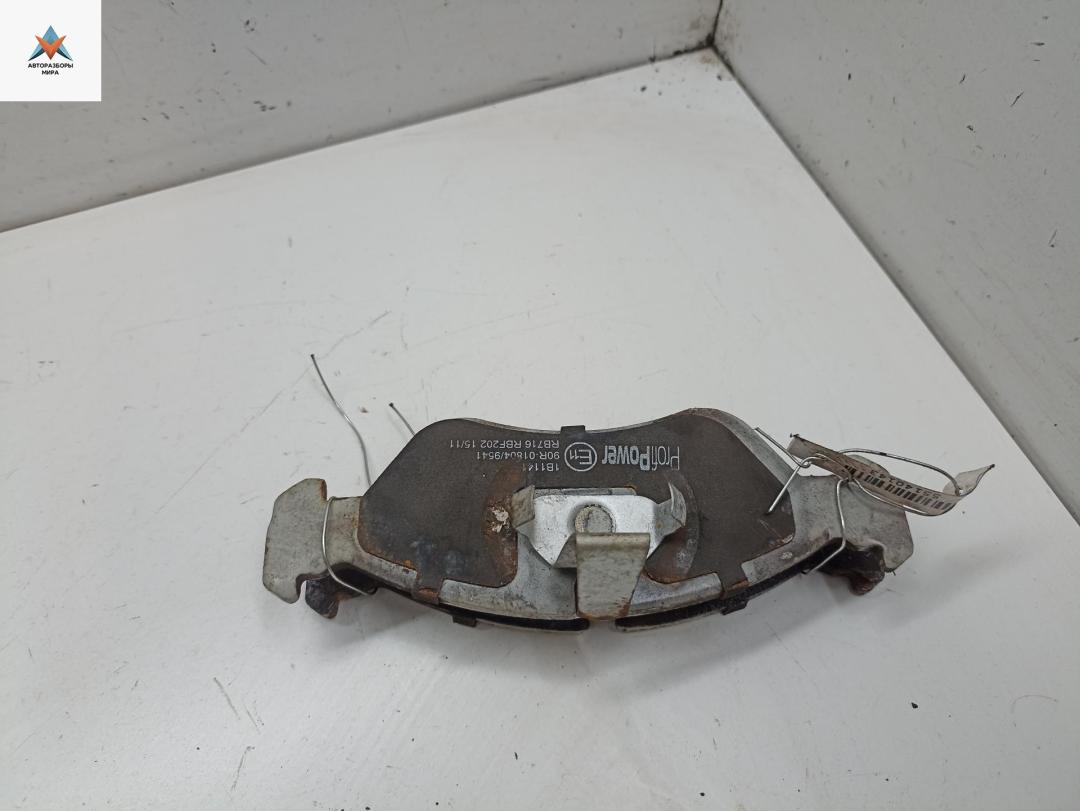 Колодки тормозные передние Opel Vectra B 1995, 1.8 л., бензин, АКПП, жёлтый, седан - фото №1