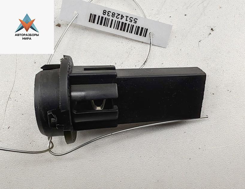 Патрон лампы фонаря BMW 3 серия E36 1991, 1.8 л., бензин, АКПП, синий, седан, 195024-3 - фото №1