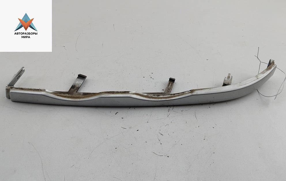 ресничка (ус) левой фары BMW 3 серия E46 2000, 2.0 л., бензин, АКПП, серый, универсал, 8208481 - фото №1