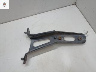 кронштейн (крепление) Opel Omega B [рестайлинг] 2000, 2.2 л., бензин, МКПП, серый, седан