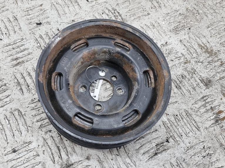 шкив коленвала Volkswagen Passat B5+ (GP) 2001, 2.0 л., бензин, МКПП, синий, универсал, 06B105243D