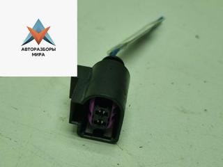 разъем (фишка) проводки Volkswagen Passat B5 [рестайлинг] 2001, 2.0 л., бензин, МКПП, синий, универсал, 4D0971992
