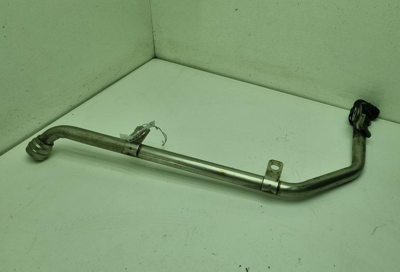 трубка системы рециркуляции EGR Volkswagen Passat B5+ (GP) 2001, 2.0 л., бензин, МКПП, синий, универсал, 06B133817
