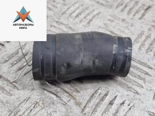 патрубок (трубопровод, шланг) Volkswagen Passat B5 [рестайлинг] 2001, 2.0 л., бензин, МКПП, синий, универсал, 050121101