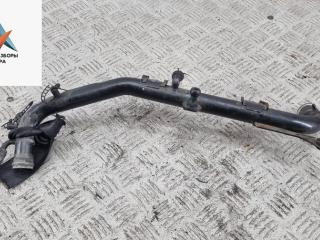 трубка охлаждающей жидкости Volkswagen Passat B5 [рестайлинг] 2001, 2.0 л., бензин, МКПП, 06B121071A