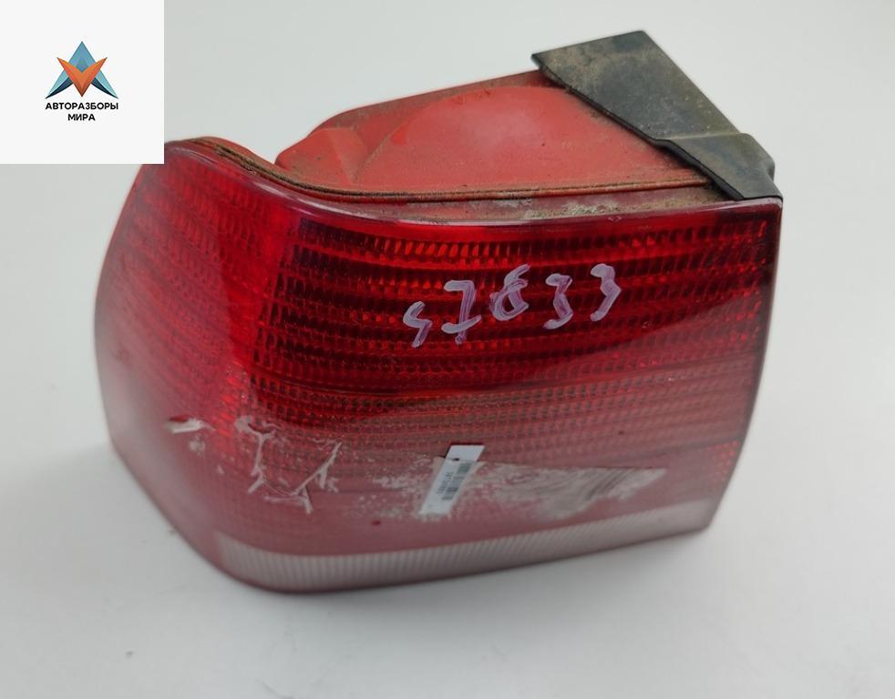 фонарь задний левый Volkswagen Bora 1 поколение 1999, 1.6 л., бензин, МКПП, серый, седан - фото №1