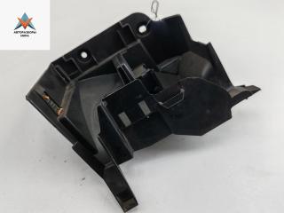 короб предохранителей Renault Megane 2 поколение 2004, 1.6 л., бензин, МКПП, серый, хетчбэк 5 дв., 8200311528