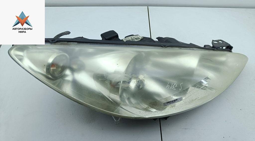 фара правая Peugeot 308 T7 2008, 1.6 л., бензин, МКПП, чёрный, универсал, 9656162480 - фото №1