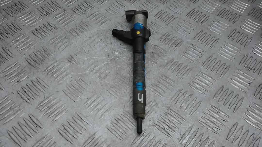 форсунка Mitsubishi ASX 1 поколение 2010, 1.8 л., дизель, МКПП, внедорожник 5 дв., 1465A323 - фото №1